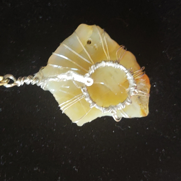 Handmade tree of Life necklace - Picture 2 of 3